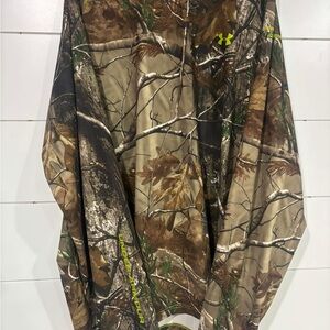 Under Armour Men's Woodland Camo Long Sleeve Shirt